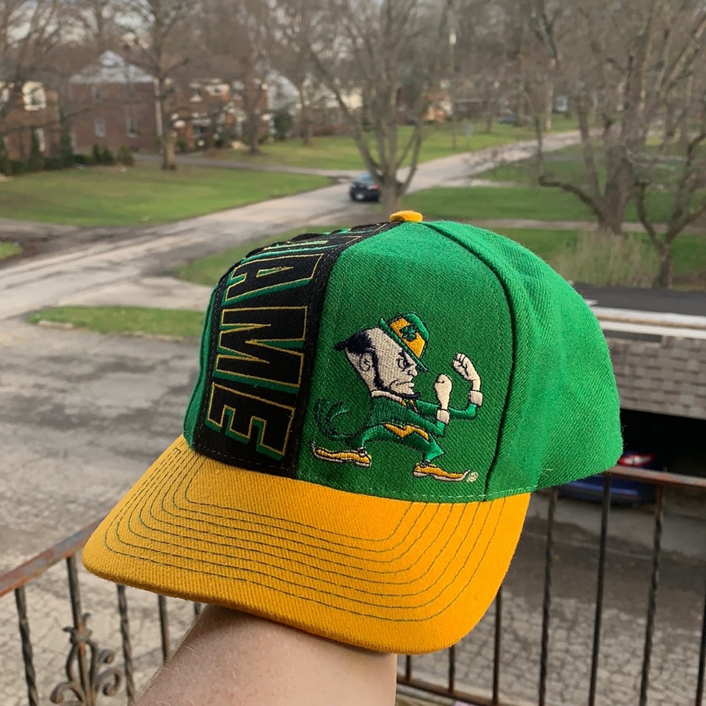 🍀 Vintage Norte Dame SnapBack 🍀